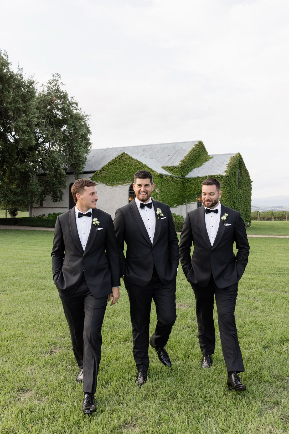 Wedding Suits for Groomsmen Melbourne: A Better Fit for the Day and the Experience